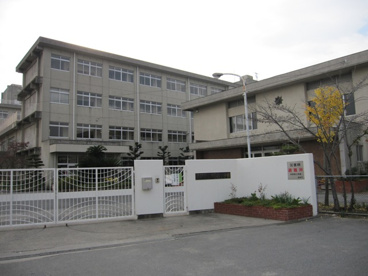 米田西小学校の画像1