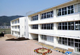 阿弥陀小学校