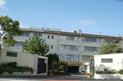 川崎市立宮前平中学校の画像1