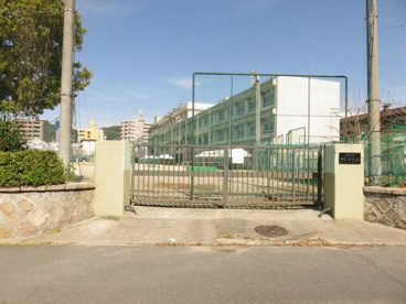 中広中学校の画像1