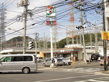 セブンイレブン広島草津東2丁目店の画像1