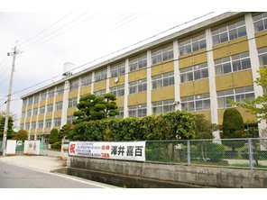氷丘中学校の画像1