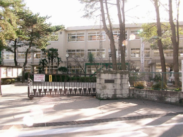 浜の宮中学校の画像1