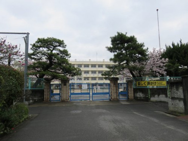 広島市立草津小学校の画像1