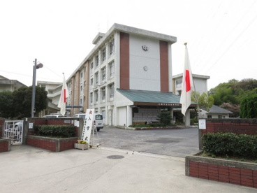 広島市立古田中学校の画像1