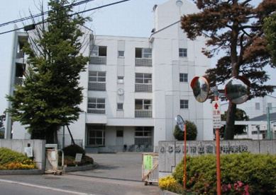 ふじみ野市立福岡中学校の画像1