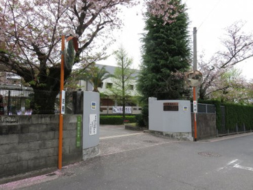 鈴峯女子中学校の画像1