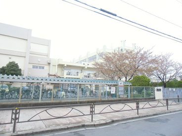  八潮市立大原中学校の画像1
