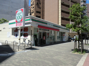 ローソンストア100 西区立売堀の画像1
