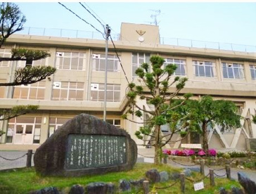 三室戸小学校の画像2