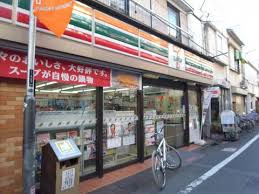 セブンイレブン 高円寺南店の画像1
