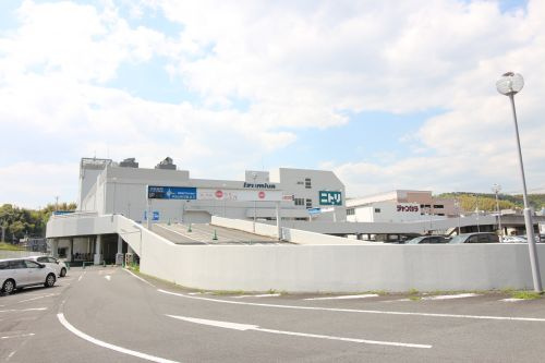 イズミヤ六地蔵店情報ページ 株式会社ゆいホーム 京都市 宇治市 伏見区の売買物件 一戸建て マンション 土地