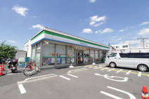 ファミリーマート 三芳藤久保店