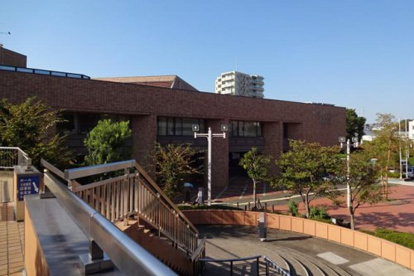川崎市立麻生図書館の画像1