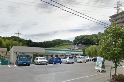 ファミリーマート天野谷戸公園前店の画像1