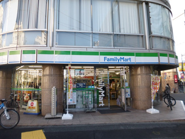ファミリーマート・渋谷富ヶ谷一丁目店の画像1