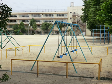 新座市立 東北小学校の画像3