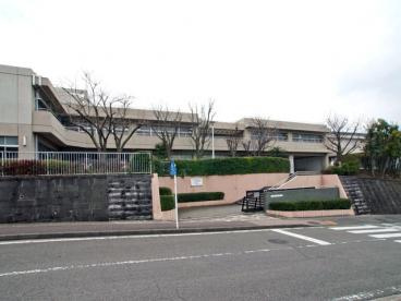 横浜市立　領家中学校の画像1