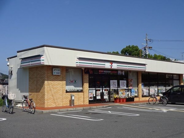 セブンイレブン 醍醐合場町店の画像2