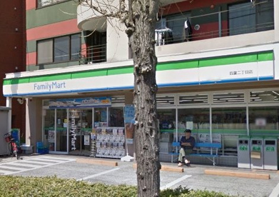 ファミリーマート 四葉二丁目店の画像1
