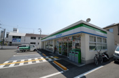 ファミリーマート 小林四丁目店