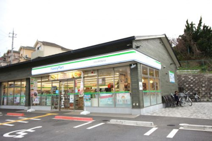 ファミリーマート 伏見日野西風呂店の画像2