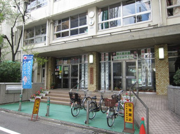 御徒町台東中学校の画像1