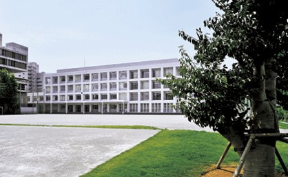 港区立三田中学校の画像1