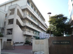東京都立一橋高等学校の画像1