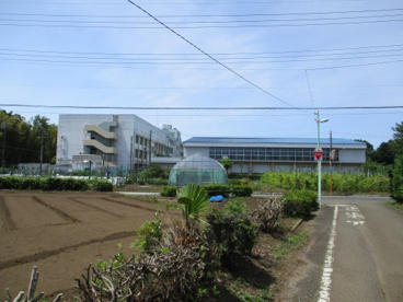 三鷹市立第７中学校の画像1