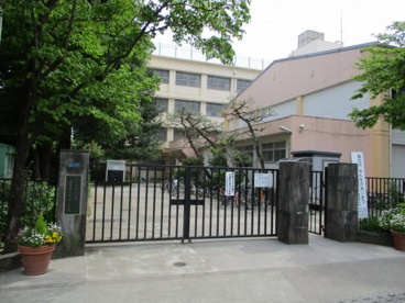 三鷹市立井口小学校の画像1