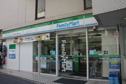 ファミリーマート吉祥寺平和通り店の画像1