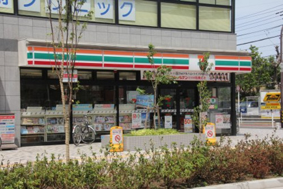 セブンーイレブン武蔵野境１丁目店の画像1