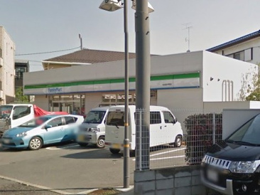 コンビニエンスストア ファミリーマート 世田谷中町店