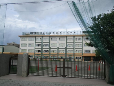 三鷹市立第一小学校の画像1