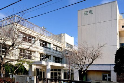 玉堤小学校の画像1