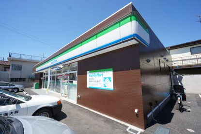 ファミリーマート　松ヶ丘店の画像1