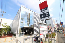 西友朝霞根岸店