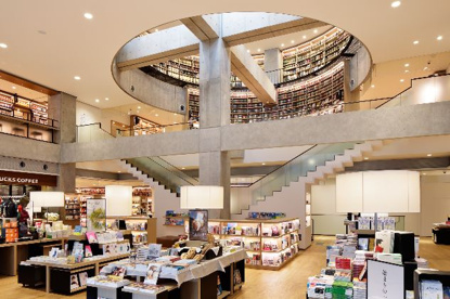 海老名市立中央図書館の画像1