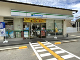 ファミリーマート 山科大塚店