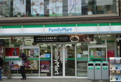 ファミリーマート上平西瑞江二丁目店の画像1