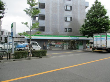 ファミリーマート・武蔵野中町新道店の画像1