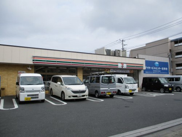 セブン−イレブン三鷹駅北口店の画像1