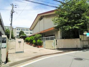 音羽中学校の画像1