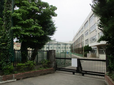 小金井市立第二中学校の画像1
