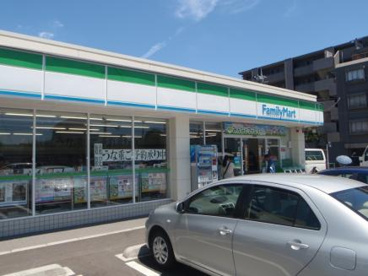 ファミリーマート 世田谷廻沢店の画像1