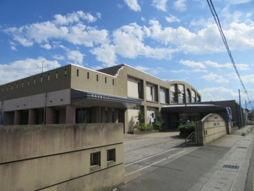 甲府市役所 教育部西公民館の画像2