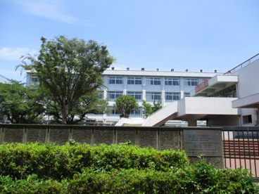 東京都立府中東高等学校の画像1
