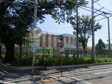 三鷹市立第三小学校の画像2