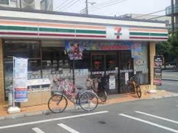 コンビニエンスストア セブンイレブン 狛江猪方3丁目店